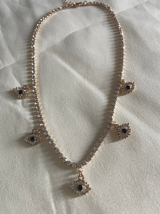 Ari necklace