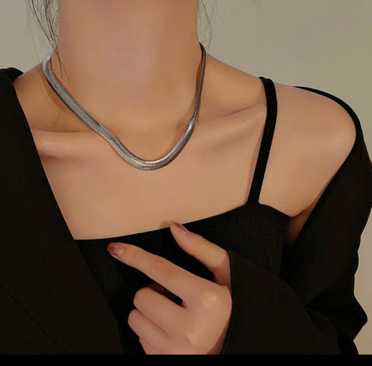 Liza necklace - silver